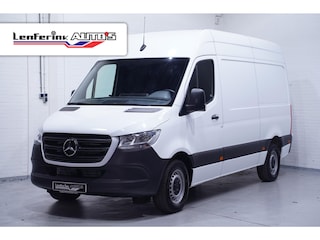 Mercedes-Benz Sprinter 317 CDI 170 pk L2H2 Aut. Airco, Apple Carplay, Camera, Laadruimte Pakket, PDC V+A, 3-Zits