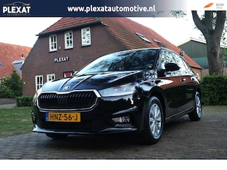 Skoda Fabia 1.0 TSI Business Edition DSG. | Full Led | Stoelverwarming | Navigatie | DAB+ | APPLE CAR PLAY | Keyles Start | NAP |