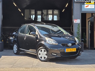 Toyota Aygo 1.0-12V Comfort | 5DRS | ELEK. RAMEN | 2e EIGENAAR | NIEUWE APK | NAP
