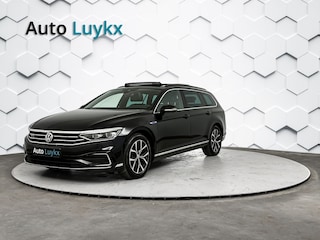 Volkswagen Passat 1.4 TSI GTE Business | Panoramadak | Head-Up Display | Leder + Elektrische Stoelen