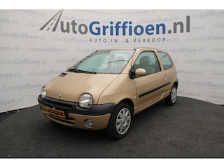 Renault Twingo 1.2 Privilège met airco en trekhaak