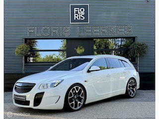 Opel Insignia Sports Tourer 2.8 T OPC 4x4