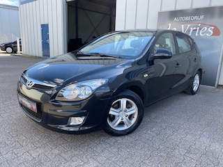 Hyundai i30 1.4i Dynamic 5-Drs. / Airco / Elektr. pakket