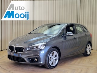 BMW 2-serie Tourer 225i xDrive *Eerste Eigenaar* Dealer Onderhouden / Camera / Cruise / Stoelverwarming / Xenon / Navigatie / ECC /17'' LMV