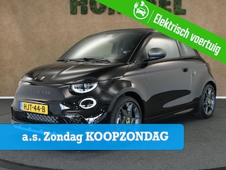 Abarth 500 Urban 42 kWh - APPLE CARPLAY/ANDROID AUTO - CRUISE CONTROL - NAVIGATIE FULL MAP - LICHTMETALEN VELGEN 17 INCH - KEYLESS START - PARKEERSENSOREN ACHTER - SPORTSTUUR - SPORTSTOELEN