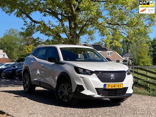 Peugeot 2008 1.2 PureTech Active Pack | 360 camera + Carplay + Navi + Clima nu €19.975,-!!