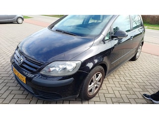 Volkswagen Golf Plus 1.4 FSI Business line Airco Trekhaak Lichtmetalen Velgen Handel/Export!