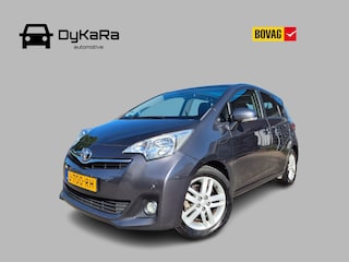 Toyota Verso-S 1.3 VVT-i Dynamic Automaat, Pano, Camera, Trekhaak