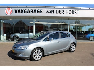 Opel Astra 1.4 Turbo Design Edition 140 PK , Climate control , Bluetooth , Trekhaak , 1400kg Trekgewicht Goed onderhouden auto