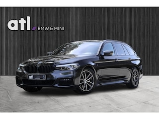BMW 5-serie Touring 530i High Executive M-sportpakket, Stoelverwarming, DAB Driving Assistent Plus, Parkeerhulpsysteem, hoogglans, DAB, Uitgebreid spiegelpakket, Sportstoelen, BMW Live Cockpit, etc.