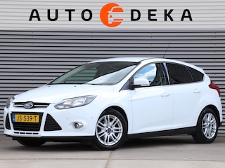 Ford Focus 1.0 EcoBoost Titanium *Navigatie*Parkeersens.*Trekhaak*