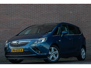 Opel Zafira Tourer 1.6 Turbo 200pk BlitZ 7-persoons, Panoramadak, Leder, Trekhaak, Xenon, Stoel & Stuurverwarming.