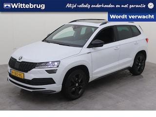 Skoda Karoq 1.5 TSI ACT Sportline Business DSG/ Metallic/ Digitale Cockpit/  Led/ Panoramadak/ Elec. Klep/ Camera/ Haakafneembaar/ Parkeersensoren/ 18 lmv