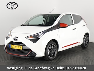 Toyota Aygo 1.0 VVT-i X-Fun + Coral Red Pack | Airco | Bluetooth | Privacy Glass |