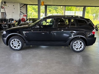 BMW X3 2.0 I High Executive mooi