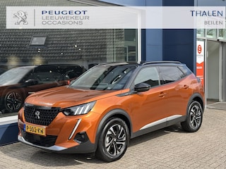Peugeot 2008 1.2 Turbo 130PK GT | Lage Km stand: 35000 | Automaat | Navigatie | Climate Control | LED Verlichting | Stoelverwarming | Parkeersensoren | Camera | Luxe Uitvoering | Zwart Dak.