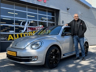 Volkswagen Beetle 1.4 TSI Sport 160PK - Navigatie I Airco I LED I PDC I 19' Sport velgen - Sport pakket I Dealer onderhouden