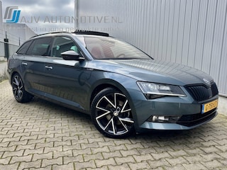 Skoda Superb Combi 1.5 TSI DSG AUT. SPORTLINE BUS. PANODAK / TREKHAAK