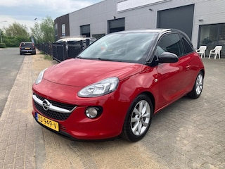 Opel Adam 1.0 Turbo Jam Favourite