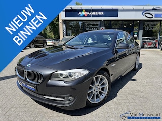 BMW 528i H6 258PK High Executive 116dKM!|Youngtimer!|Sportstoelen|Navi|Xenon|Schfdak|Trekhaak