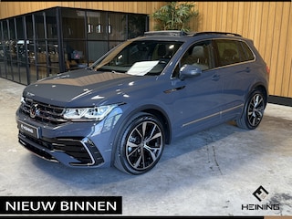 Volkswagen Tiguan 1.5 TSI R-Line Business+ 150 Pk DSG, Pano,Virtual cockpit, 20 inch 37000 km !!