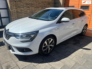 Renault Mégane Estate 1.3 TCe Bose / 165PK / Full options