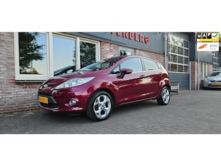 Ford Fiesta 1.6 Titanium 5-Deurs! Airco! Cruise Control! NAP! Leuke Auto!