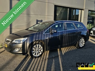Opel Astra Sports Tourer 1.4 Turbo Business +