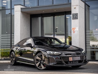 Audi e-tron GT RS 93 kWh / Ceramic / Dynamic Plus / HUD / B&O / Massage / City