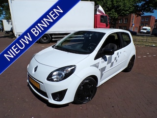 Renault Twingo 1.2-16V Dynamique RIJDT EN SCHAKELT GOED.....