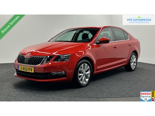 Skoda Octavia 1.0 TSI Greentech Sport Business LEDER STOF