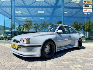 Opel Kadett GSI 2.0 16V Mattig No.15, extreem breedbouw