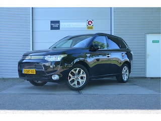 Mitsubishi Outlander 2.0 PHEV Instyle Pano, Alu, Navi, Trekhaak (1.500kg)