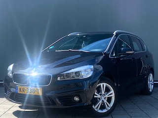 BMW 2-serie Tourer BWJ 11-2016 | 218d 150PK Cent. Executive | CLIMA | NAVI | TREKHAAK | SPORTSTOELEN | PDC |