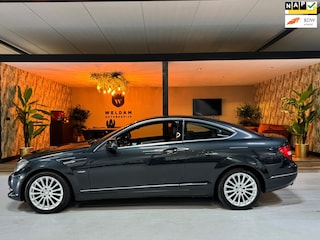 Mercedes-Benz Coupé 180 Garantie Elek Stoelen Stoelverwarming Navi Cruise Led Clima Rijklaar