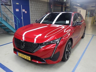 Peugeot 308 GT EV 54 kWh | Achteruitrijcamera | Cruise control adaptief met Stop&Go | Lichtmetalen velgen 18"