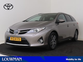 Toyota Auris Touring Sports 1.8 Hybrid Lease Plus I Navigatie I Climate Control I Cruise Control I Camera I Stoelverwarming Voor I 1e Eigenaar I Panoramadak I Afneembare Trekhaak I