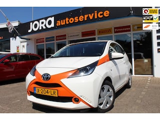 Toyota Aygo 1.0 VVT-i x-nav