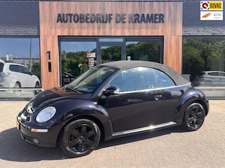 Volkswagen Beetle New Cabriolet 1.6 Highline
