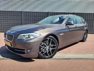 BMW 5-serie Touring 528i High Executive