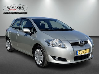 Toyota Auris 1.6-16V Sol