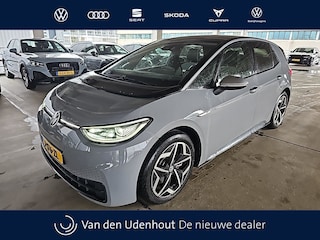 Volkswagen ID.3 First Plus 58 kWh | Navigatie | Steunhaak | Nieuw binnen
