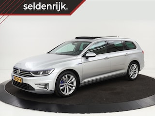 Volkswagen Passat Variant 1.4 TSI GTE Highline Pano.dak | LED | Camera | Stoelverwarming