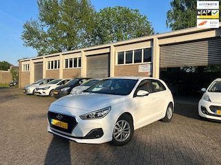 Hyundai i30 1.0 T-GDI Comfort Camera/Climate/Cruise/Navi/Trekhaak