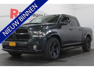 Dodge Ram 1500 5.7 V8 4x4 Quad Cab 6'4 - Wide body - Camera / Schuifdak / Navi
