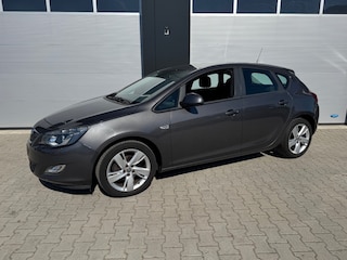 Opel Astra 1.4 TURBO SPORT / Onderhoudshistorie aanwezig / APK t/m 05-05-20