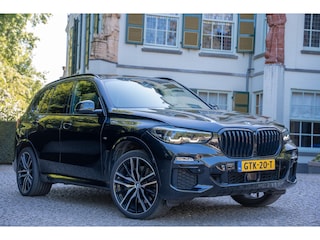 BMW X5 xDrive40d High Executive M-Sport | Head up | 22'' | Panorama | Comfort stoelen