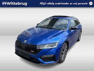 Skoda Octavia Combi 1.4 TSI RS iV PHEV / AUTOMAAT/ PANO/ PARK. SENSOREN V+A/ MATRIX/ APP-CONNECT/ STUUR-STOEL VERWARM./ CAMERA/ MEMORY SEAT/ ELEK. ACHTERKLEP/ KEYLESS/ DCC/ ACC/ NAVI/ DAB/ CLIMA/ PARK ASSIST/ DIGITAL DASH