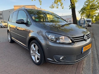 Volkswagen Touran 1.4 TSI 140pk Comfortline Life Airco/ECC,Cruisecontrol,Panoramadak,Stoelverwarming