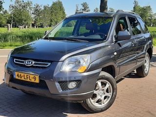 Kia Sportage 2.0 141pk Airco Cruise-control Stoelverwarming Bluetooth Trekhaa